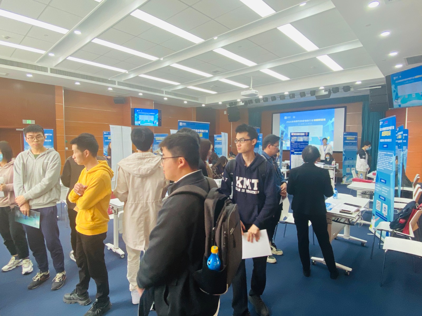微信图片_20210416231503.jpg 微信图片_20210416231503.jpg